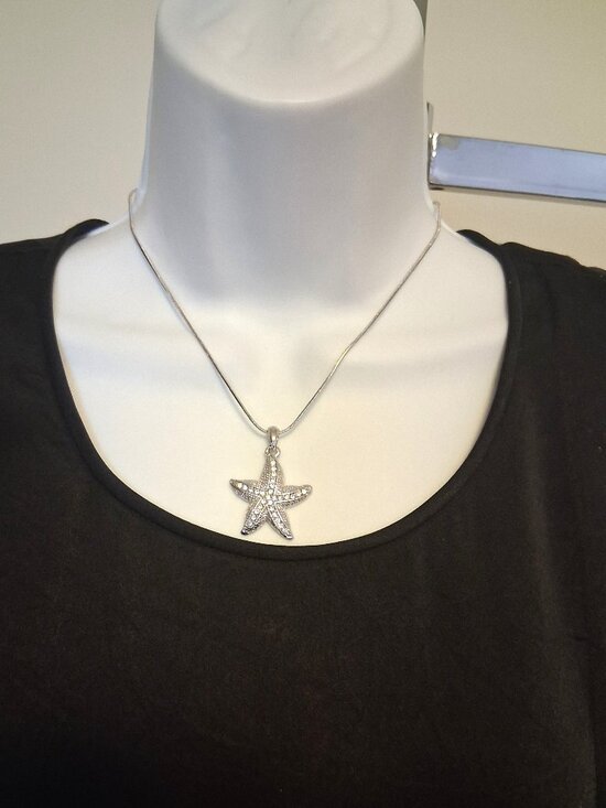 Vintage Jewelry - Vintage Artistic Starfish Pendant White Austrian Crystal Silver-Plated Necklace